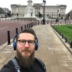 Tim Nokes outside Buckingham Palace on his Christmas Day Run
